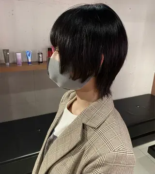 ショート 推しカラー オタク美容師 山本のヘアスタイル