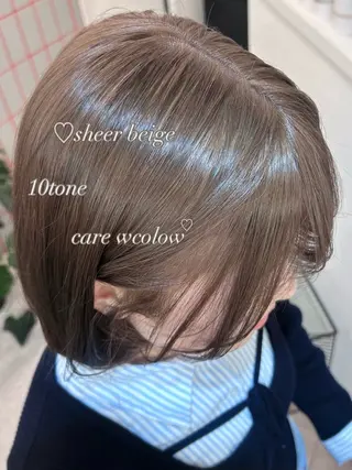 ミディアム カラー 💍透明感 💖艶ミルクティーのヘアスタイル