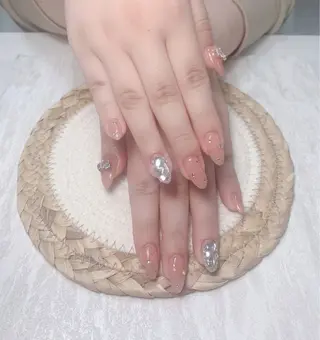 ネイル uu ネイルサロン関内🌼のネイルデザイン