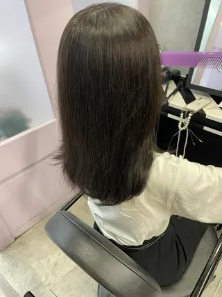 ミディアム 縮毛矯正・髪質改善 特化 出納 直起のヘアスタイル