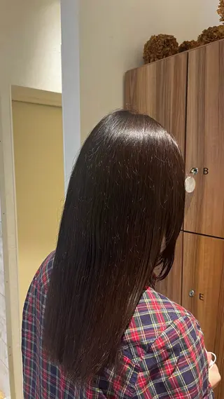 カラー 坂下 かのんのヘアスタイル