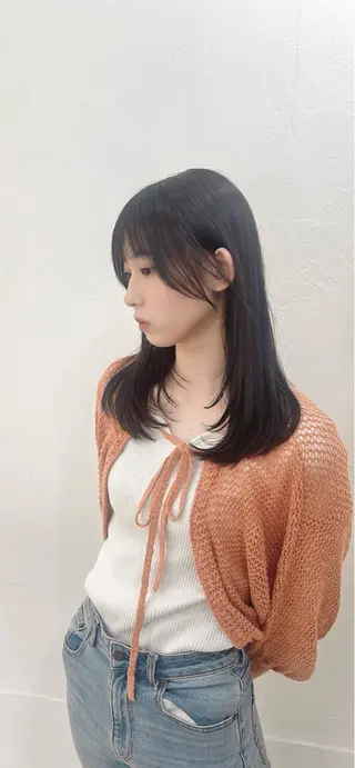 セミロング カラー 近藤 若菜のヘアスタイル