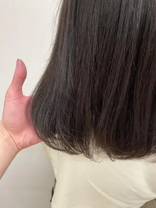 セミロング 岡本 拡夢のヘアスタイル