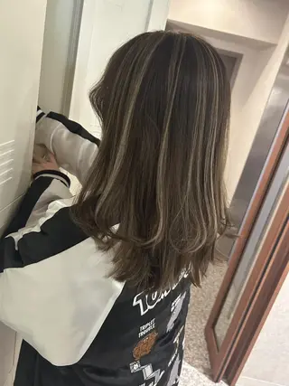 セミロング &.TIGRE KUMAMOTOのヘアスタイル