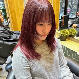 ミディアム 縮毛矯正・似合わせ タナカ レイヤのヘアスタイル