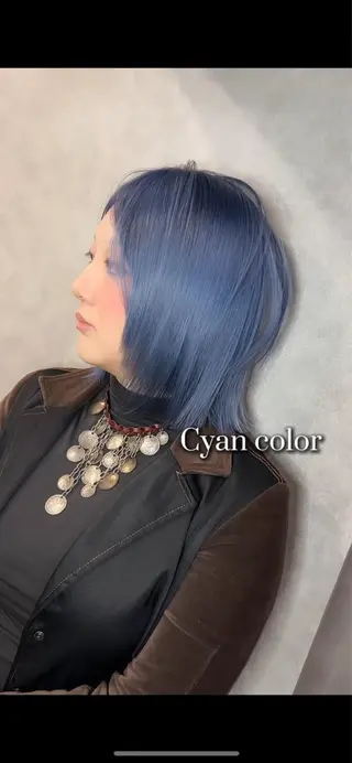 ショート カラー Eru.所属・艶髪／ハイトーン ブリーチ／髪質改善のヘアスタイル