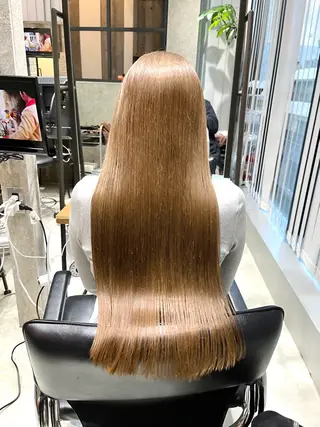 ロング 🌈外国風ハイライト こうたろうのヘアスタイル