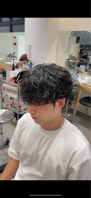 ショート カラー パーマ メンズ fifth 菅崎愛斗のヘアスタイル