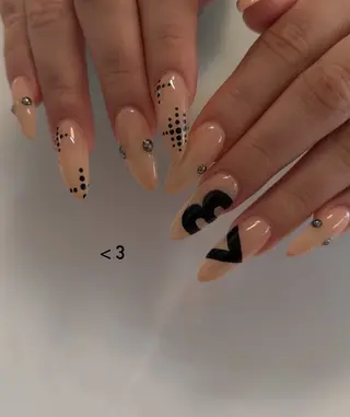 ネイル キンジョウ ハルナのネイルデザイン