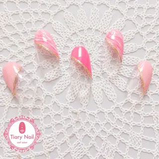 ネイル tiarynail K K🐼のネイルデザイン