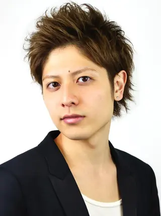 ショート カラー パーマ Livingu youのヘアスタイル