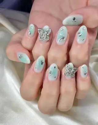 ネイル マツエク・マツパ アイブロウ Nail&eye Belire 新宿のネイルデザイン
