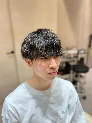 ショート パーマ メンズ 波巻きスパイラルパー マ/シャドウパーマ駿のヘアスタイル