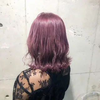 セミロング カラー ヘアアレンジ 🐩推し活🐩 FUTABA🍒のヘアスタイル