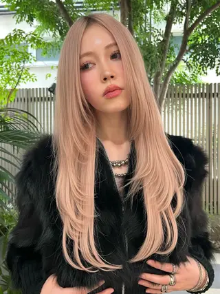 ロング カラー 抜きっぱなしブロンド /ハイトーン/カナタのヘアスタイル