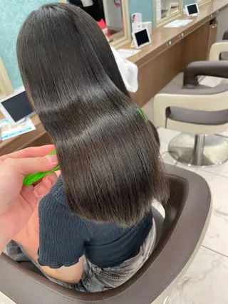 ロング 村上 さくらのヘアスタイル