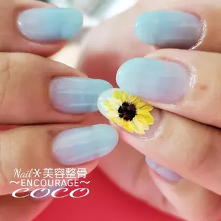 ネイル REVIA   （旧:COCO）のネイルデザイン