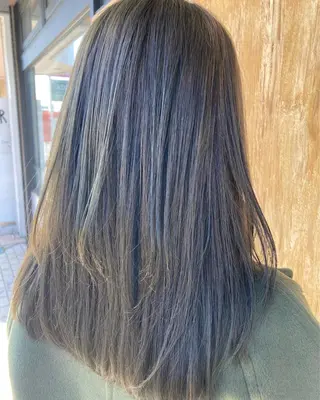 セミロング カラー 三島 有佳里のヘアスタイル