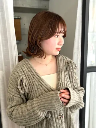 ショート カラー FERIA 池田 比嘉あゆ美のヘアスタイル