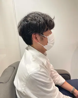 ショート 太田ありさ クリーミーヘアカラーのヘアスタイル