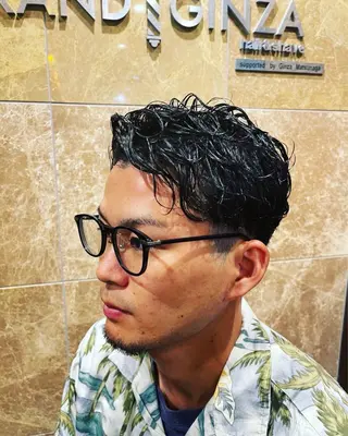 パーマ メンズ 室橋 広人のヘアスタイル