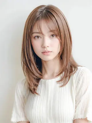 セミロング カラー 大人可愛いレイヤー 大田のヘアスタイル
