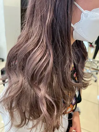 カラー 韓国風🌷✨ 守屋紗希のヘアスタイル