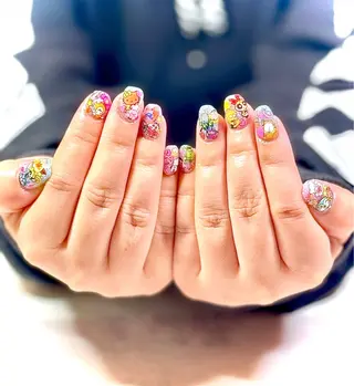 ネイル SHINee 袖ヶ浦のマツエク・マツパデザイン