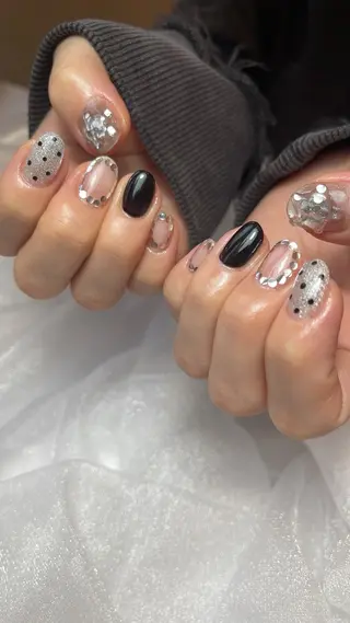 ネイル Ortus (ｵﾙﾄｩｽ)のネイルデザイン