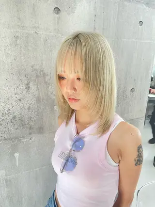 ミディアム カラー パーマ ヘアアレンジ メンズ キッズ レイヤーの魔術師 𓍼takumi𓍼のヘアスタイル
