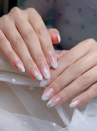 ネイル MissU ネイルサロンのネイルデザイン