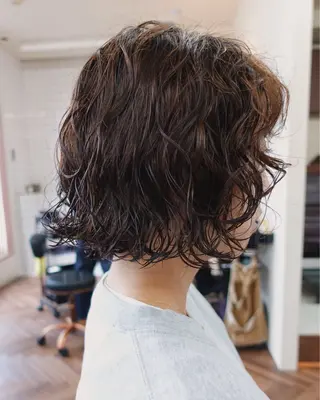 ショート カラー パーマ ボブパーマ/パーマ ウルフパーマのヘアスタイル