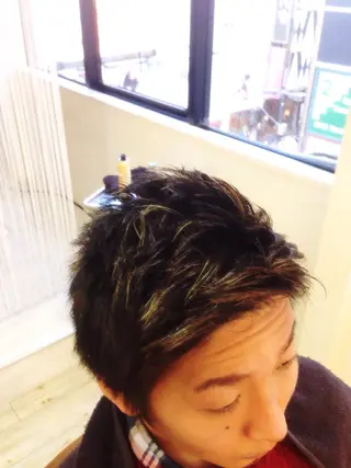 ショート カラー メンズ 小倉 聖也のヘアスタイル
