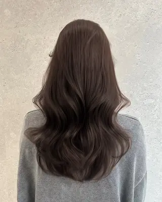 ロング 上品なブラウンカラー 🤎saki🤎のヘアスタイル