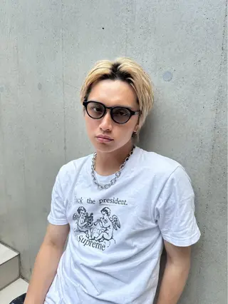 ショート カラー 嶋佐 昌大 シマサマオのヘアスタイル