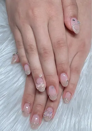 ネイル nail&eye Ariesのネイルデザイン