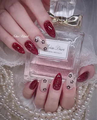 ネイル ISA_ BELLAのネイルデザイン