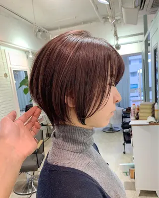 ショート カラー 伊 杏のヘアスタイル