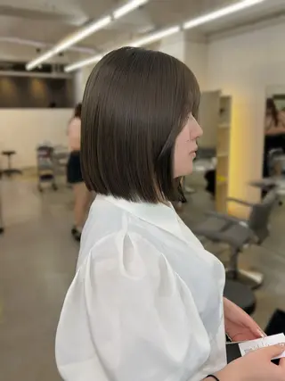 ショート カラー 柔らかブラウン/顔周 りレイヤー♡ユウシのヘアスタイル