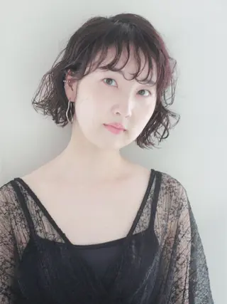 ミディアム 縮毛矯正×髪質改善 カラー×クロスパーマのヘアスタイル