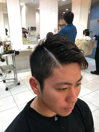 メンズ 神田 澪史のヘアスタイル