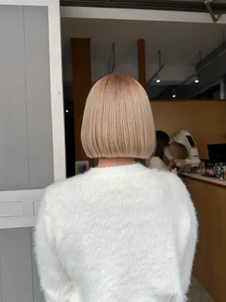 ミディアム miloc minamiのヘアスタイル