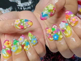 ネイル アイアムアイ 大村磨衣のネイルデザイン
