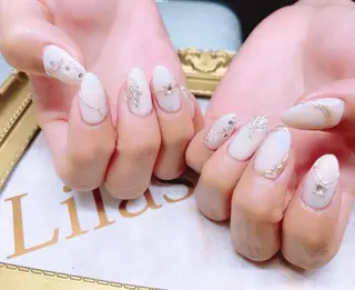 ネイル Lilas Nailのネイルデザイン