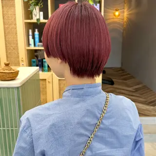 ショート 艶ブリーチカラー✨ ボブレイヤーSakiのヘアスタイル