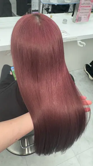 ロング カラー 🖤ハイトーン× レイヤー🖤SARAのヘアスタイル