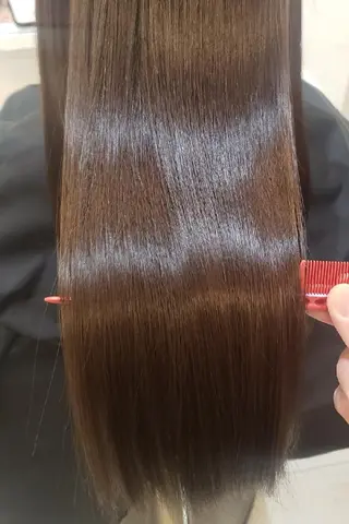 セミロング 【ただの天才 🎨】のヘアスタイル