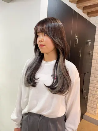 ロング 横山 奈央のヘアスタイル