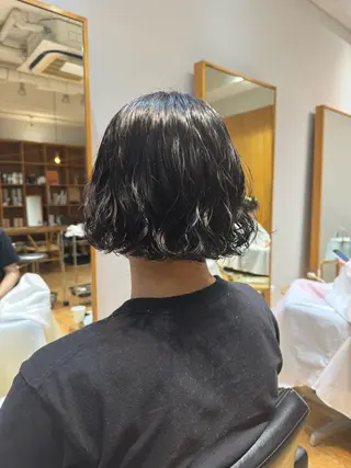 ショート 大人可愛い♡コテ巻き パーマ🌼杉田 萌恵のヘアスタイル
