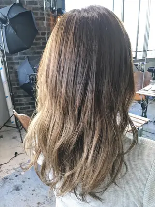 ロング カラー 代表 中島貴志のヘアスタイル